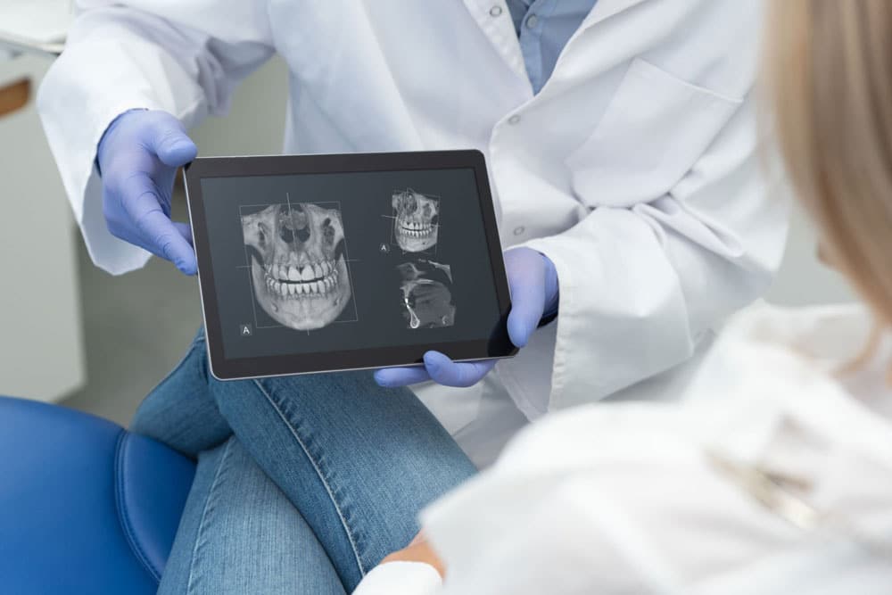 Emergency dentist Hamilton