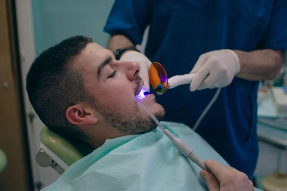 Tooth bonding Hamilton